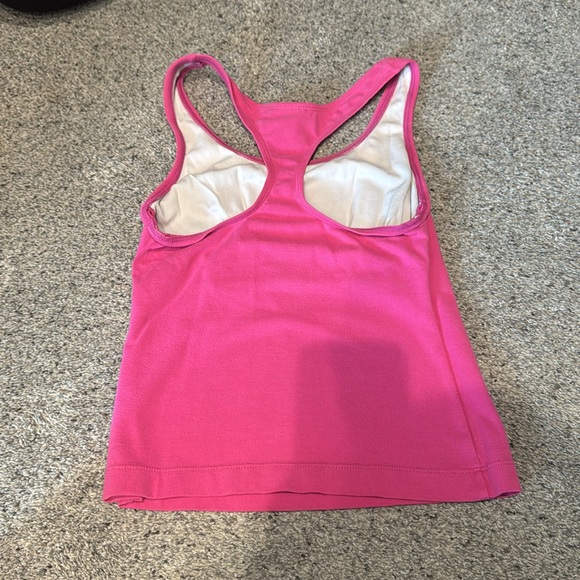 Pink tank top - Picture 2 of 2